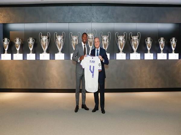 Tin bóng đá 22/7: Real Madrid chính thức ra mắt David Alaba