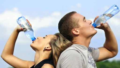 Bạn đảm bảo cung cấp đủ nước tránh để cơ thể mệt mỏi 