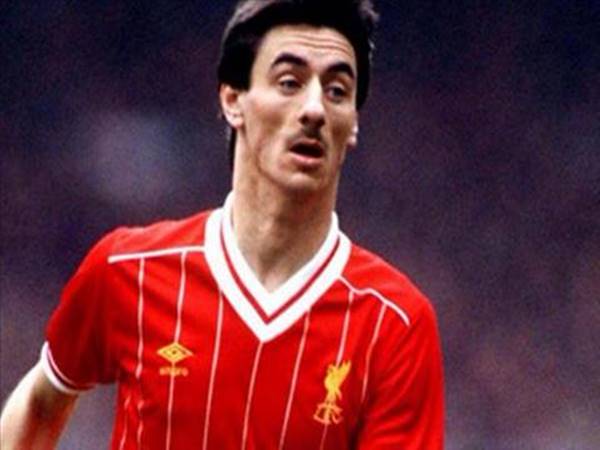 Cầu thủ vĩ đại nhất trong lịch sử bóng đá Liverpool