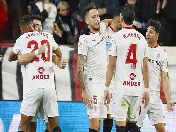 Dự đoán kèo Tài Xỉu PSV vs Sevilla (00h45 ngày 24/2)