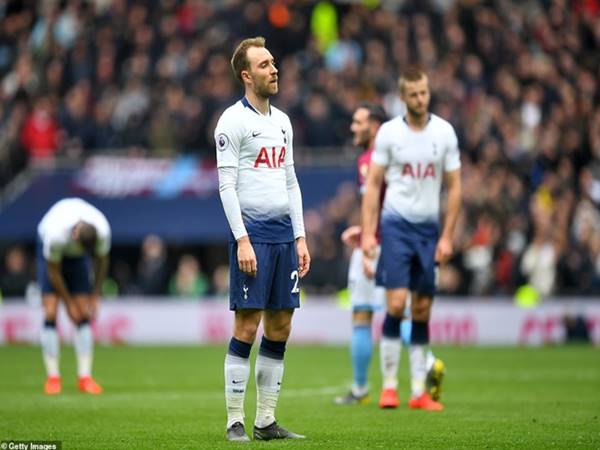Những thất bại đáng quên nhất lịch sử Tottenham
