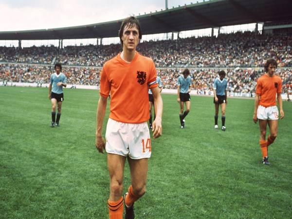 Johan Cruyff - huyền thoại vĩ đại nhất
