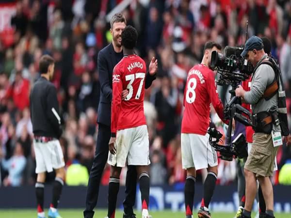 Phong cách huấn luyện của HLV Michael Carrick